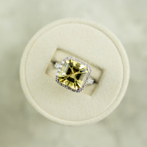 Pre - Loved 6.80ct Heliodor Gem Halo Ring with 1.27ct Diamond Halo at RR Jewellers Yarm UK