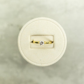 Pre-Loved Brilliant Solitaire 0.50ct Diamond Ring 18K Yellow Gold Band