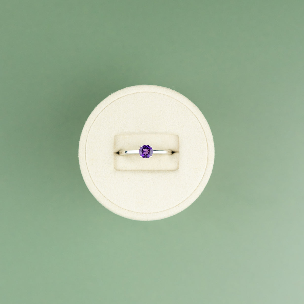 18 Karat White Gold round Amethyst Ring 0.41ct at RR Jewellers Yarm UK