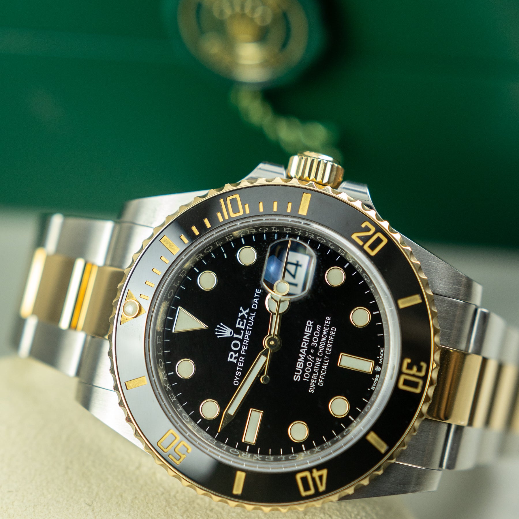 Submariner oystersteel and hot sale yellow gold